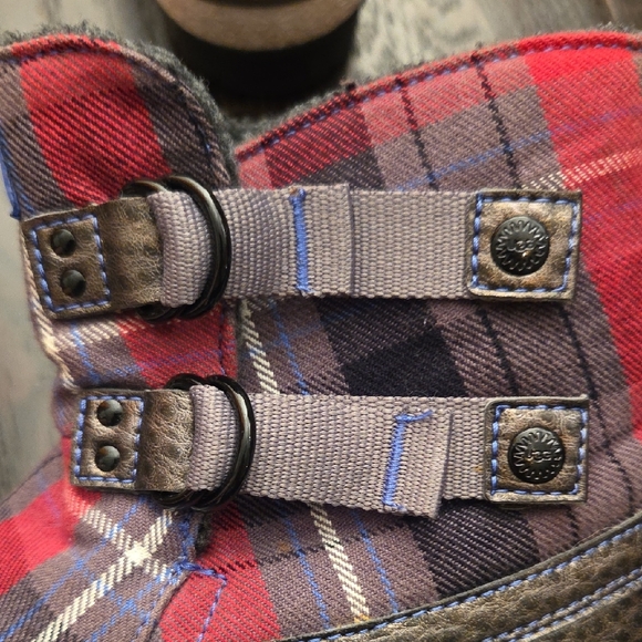 UGG Marais Plaid Waterproof Wool Lined Pull On Boots 1001797 Women's Size 8 - Picture 9 of 13